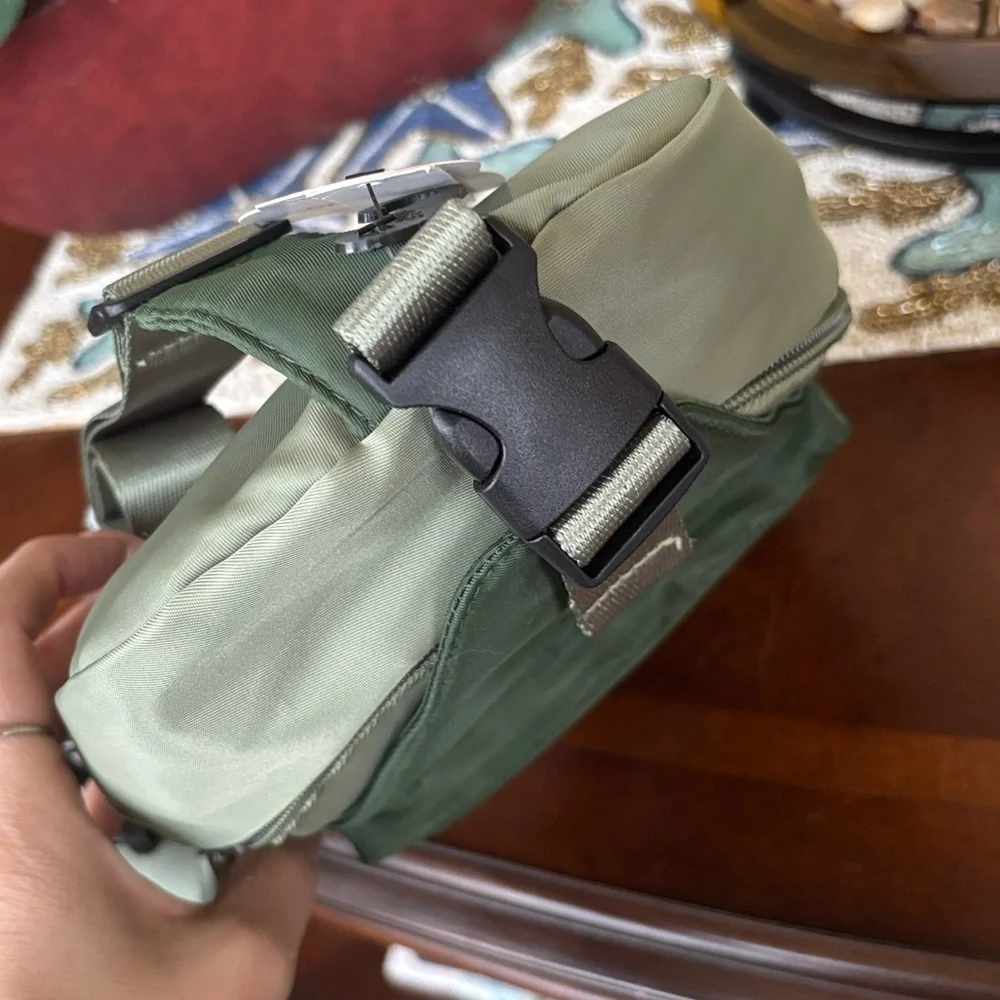 Brand New Wonder Nation Army Green Sling Bag Zippered Mini Backpack w/ Patches